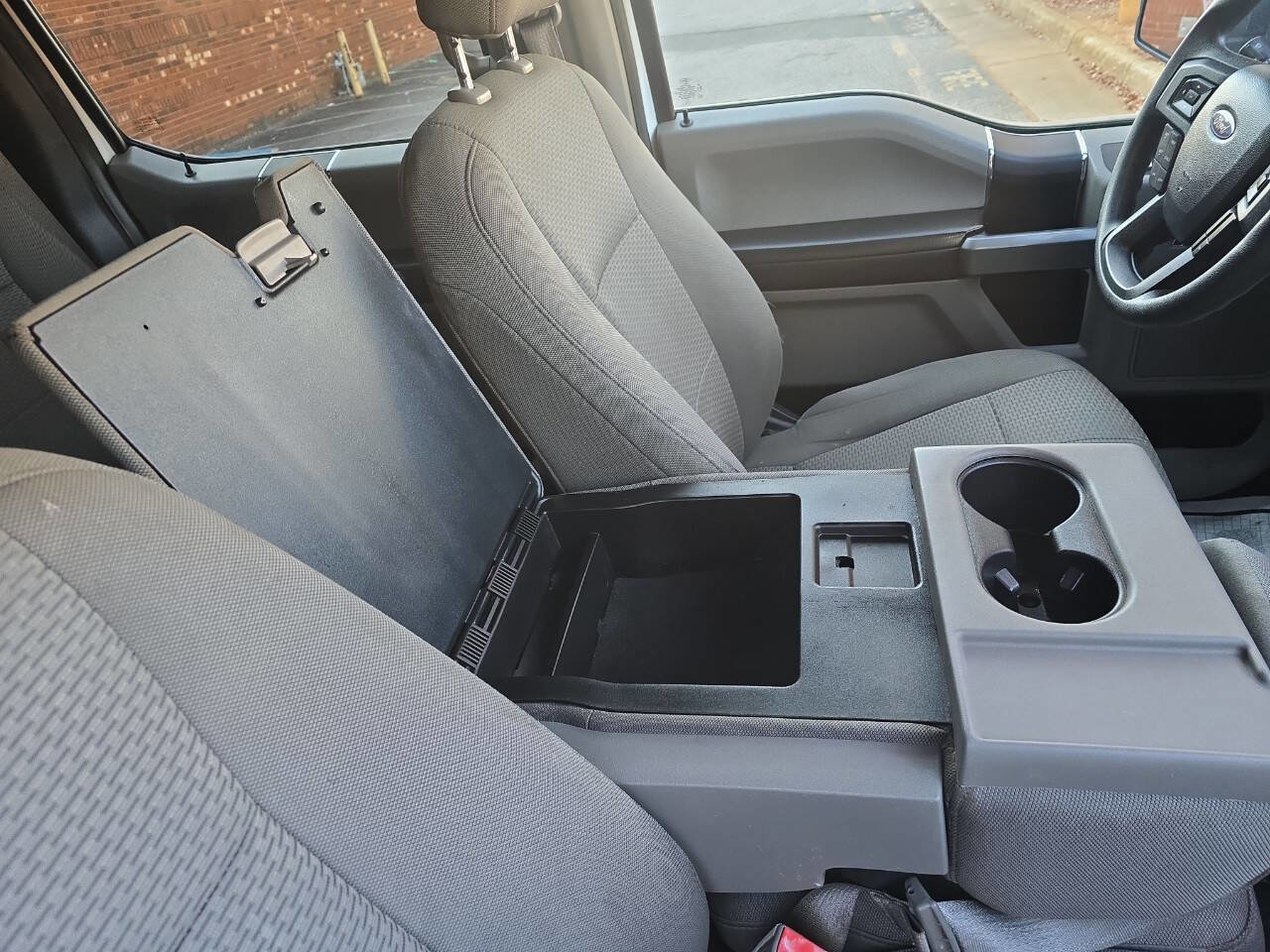 Used 2019 Ford F150 XLT image 28