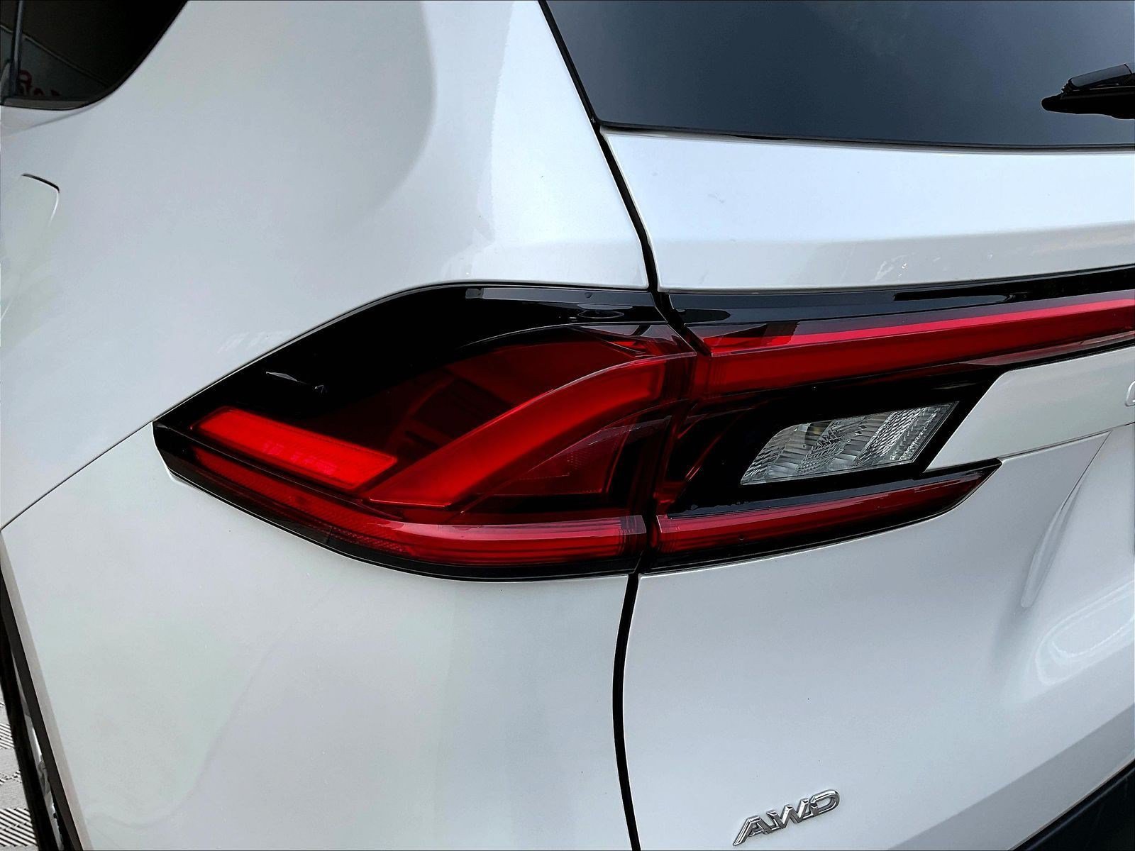 Certified 2024 Toyota Grand Highlander AWD image 23