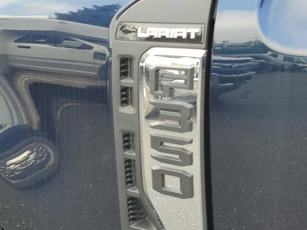 New 2025 Ford F350 Lariat w/ Lariat Ultimate Package image 41