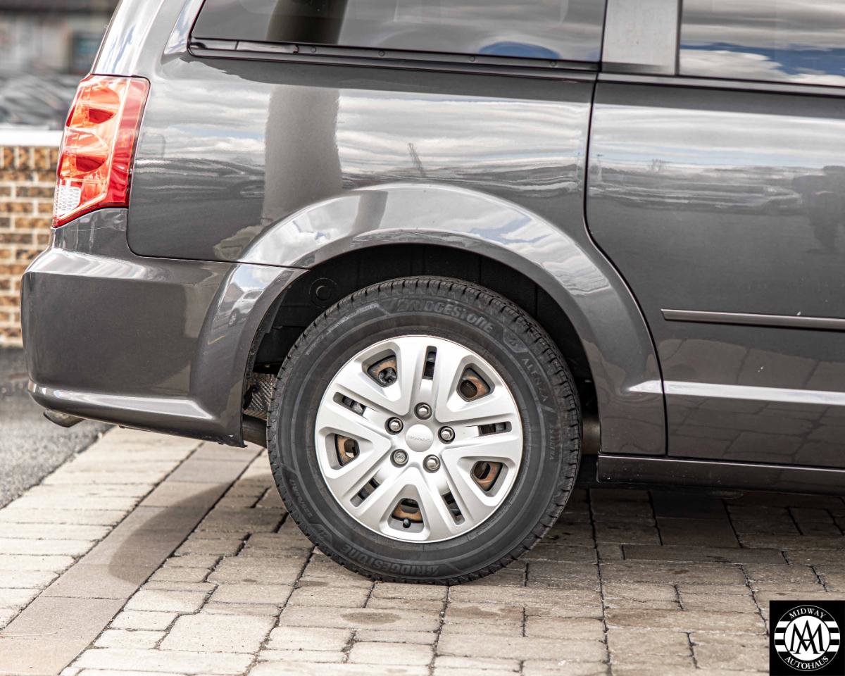 Used 2017 Dodge Grand Caravan SE w/ Power Window Group image 29