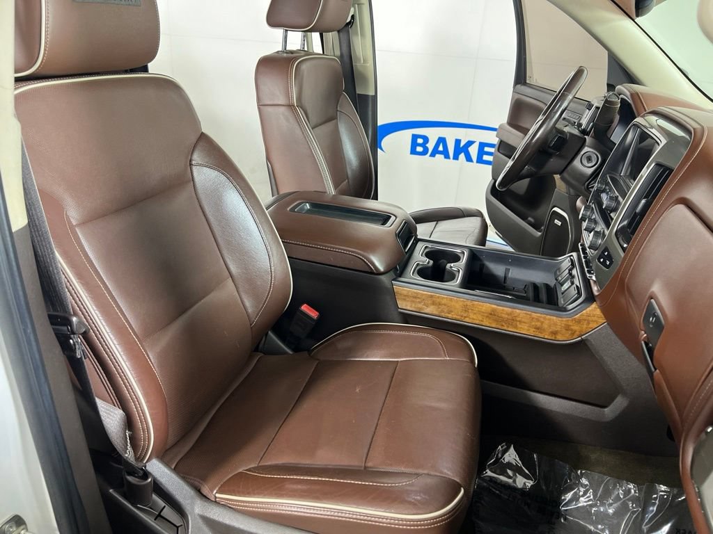 Used 2015 Chevrolet Silverado 1500 High Country w/ High Country Premium Package AWD/4WD image 12