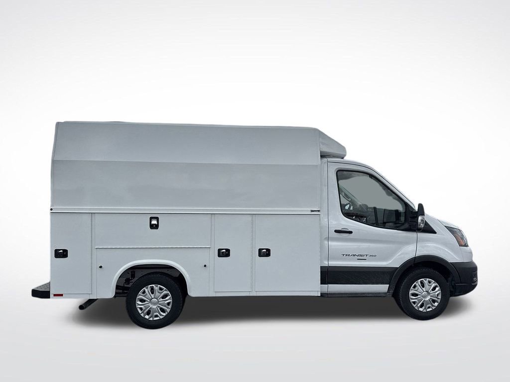 New 2025 Ford Transit 350 w/ Interior Upgrade Package RWD image 4
