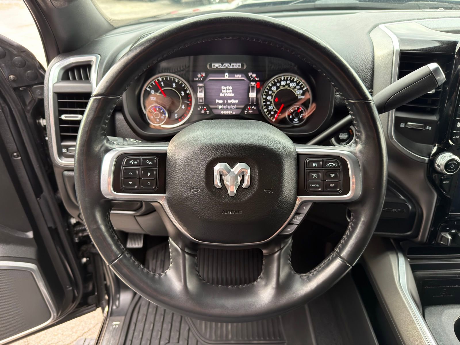 Used 2020 RAM 3500 Laramie image 20