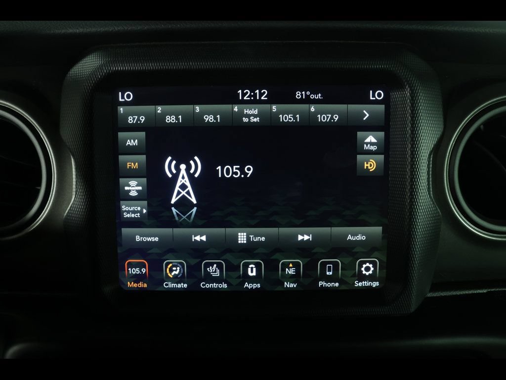 Used 2022 Jeep Gladiator Sport AWD/4WD image 24