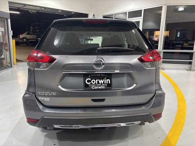 Used 2017 Nissan Rogue S image 5