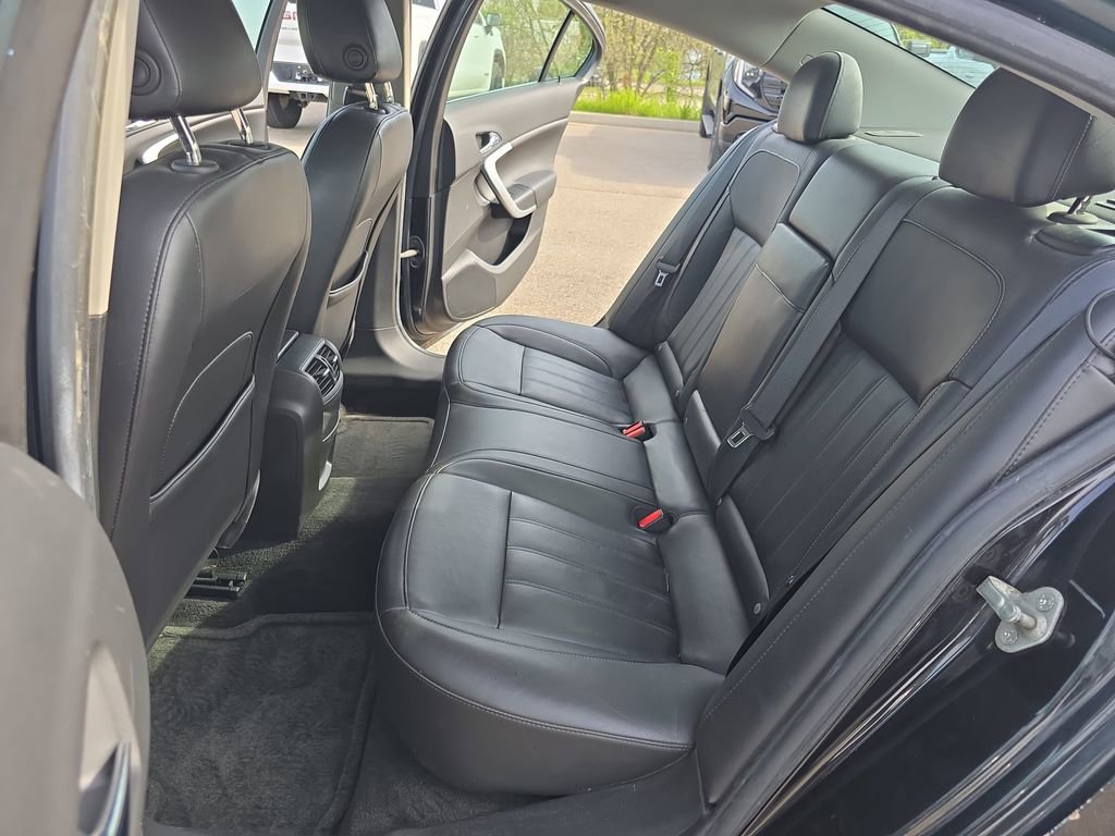 Used 2012 Buick Regal Leather FWD image 13