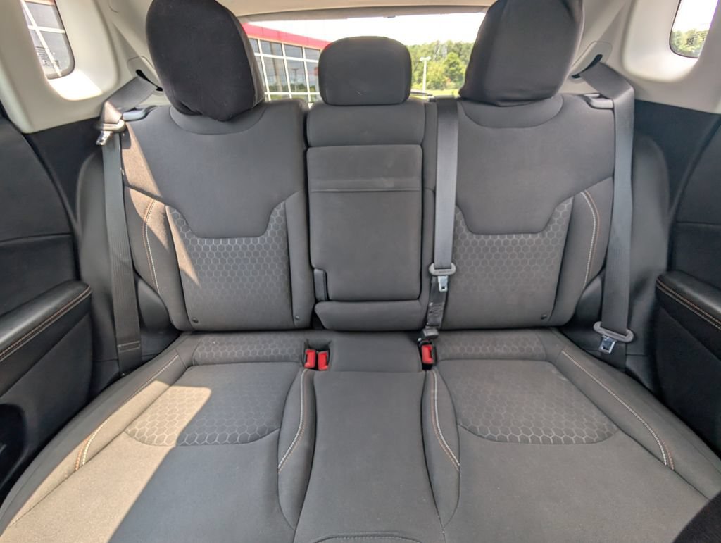 Used 2018 Jeep Compass Sport FWD image 24