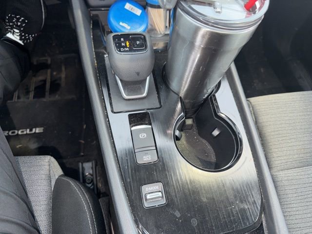 Used 2023 Nissan Rogue SV image 15