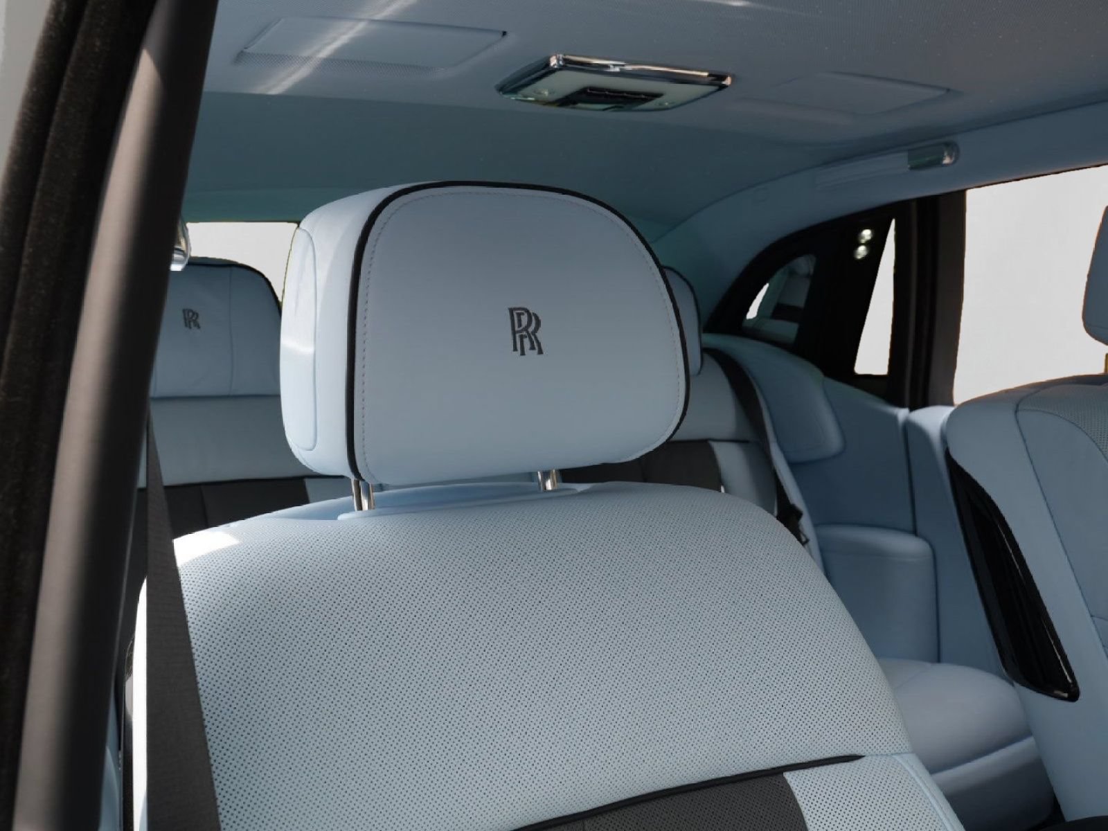 Certified 2024 Rolls-Royce Phantom Sedan w/ The Phantom Package RWD image 48
