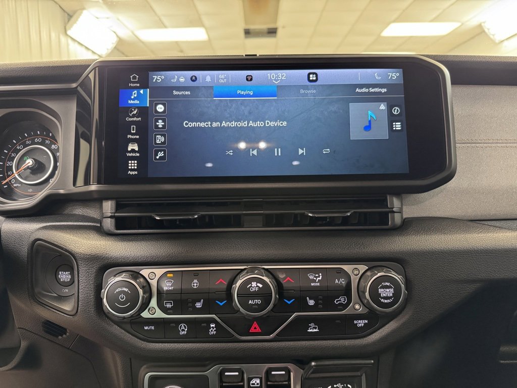 Used 2024 Jeep Gladiator Sport image 35