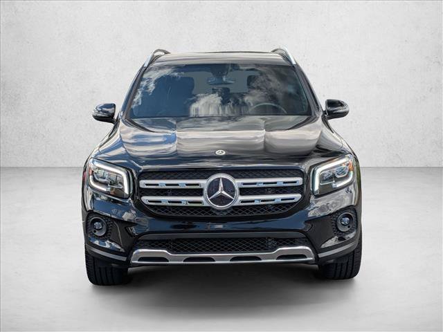 Used 2022 Mercedes-Benz GLB 250 image 2