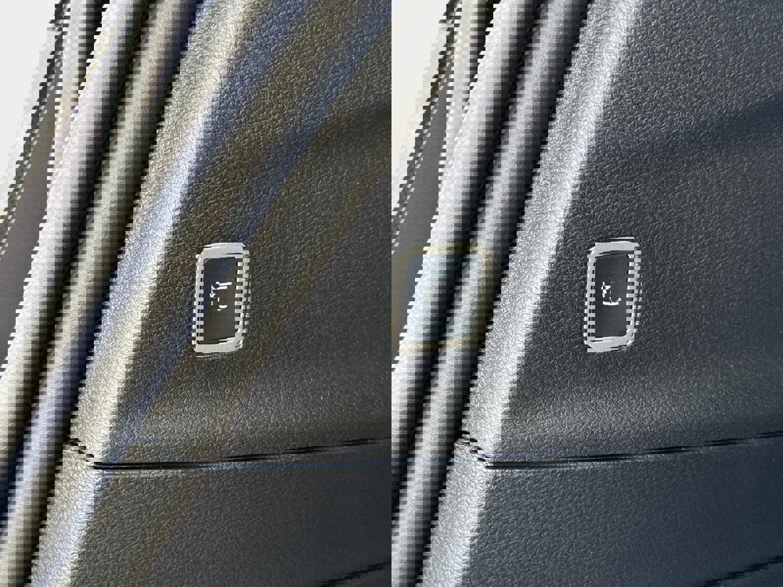 New 2026 Chrysler Pacifica Select image 13