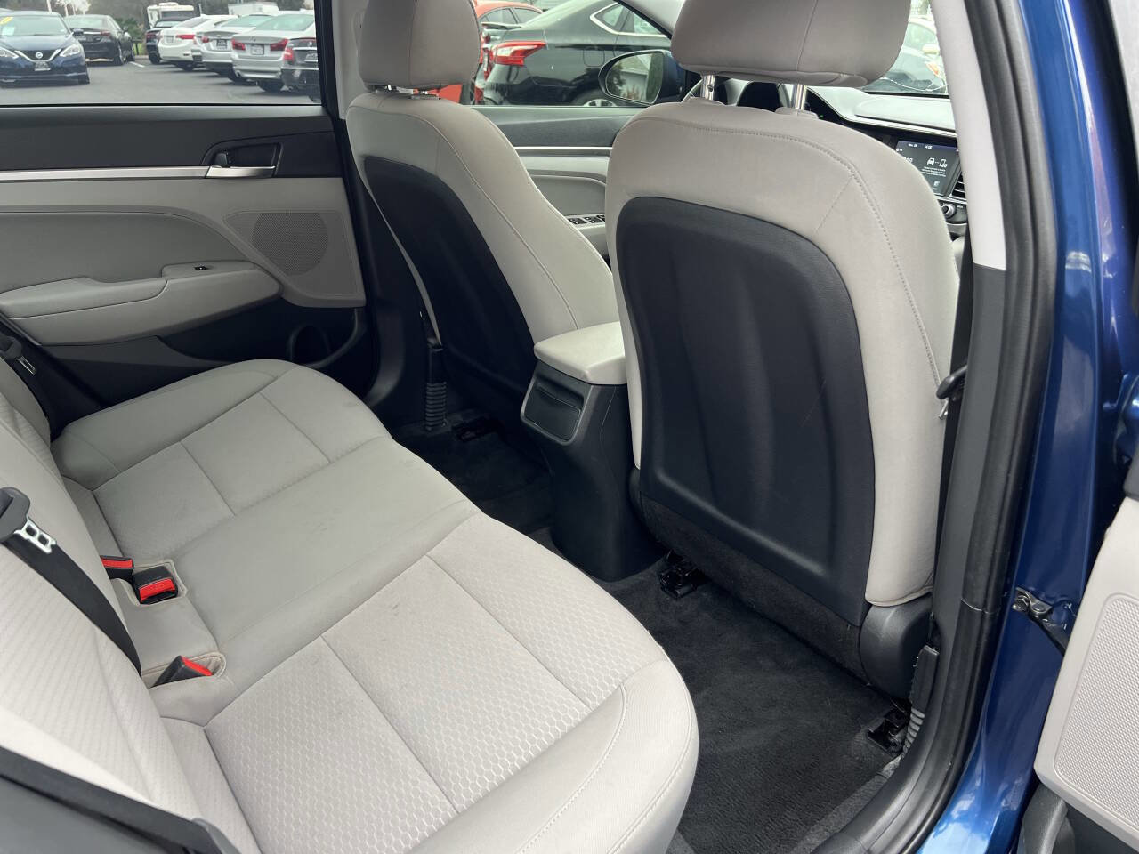 Used 2020 Hyundai Elantra Value Edition image 15