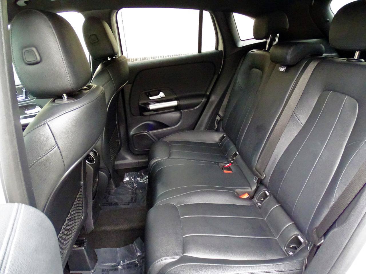 Used 2023 Mercedes-Benz GLA 250 4MATIC w/ Premium Package image 20