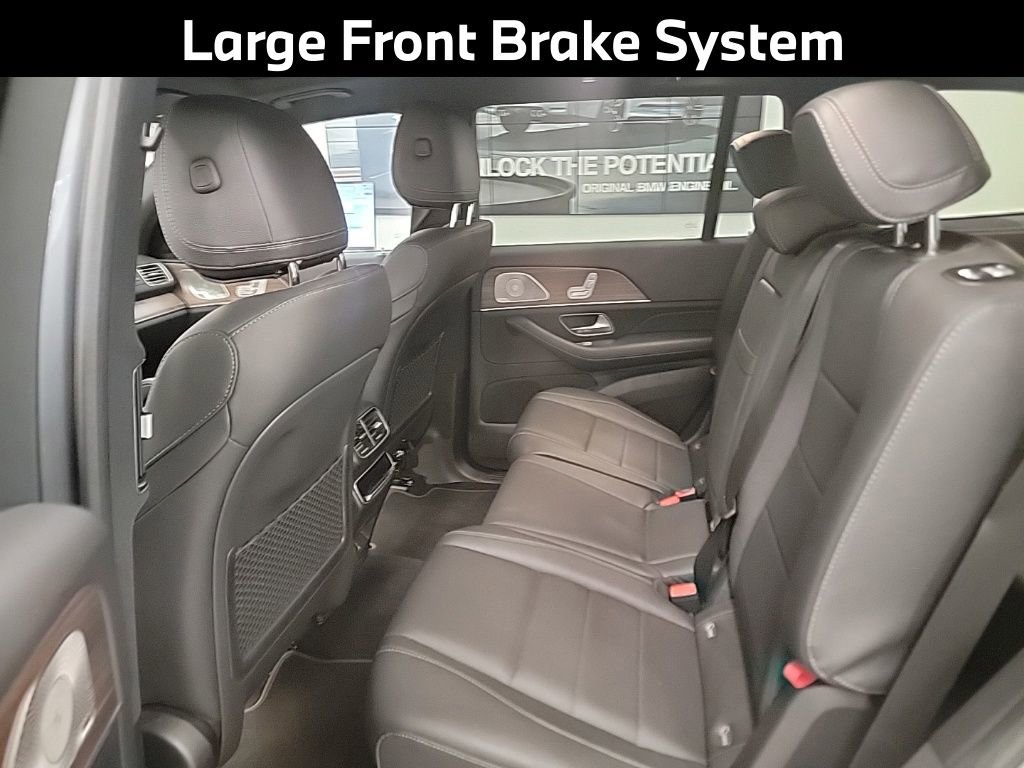 Used 2025 Mercedes-Benz GLS 450 4MATIC image 12