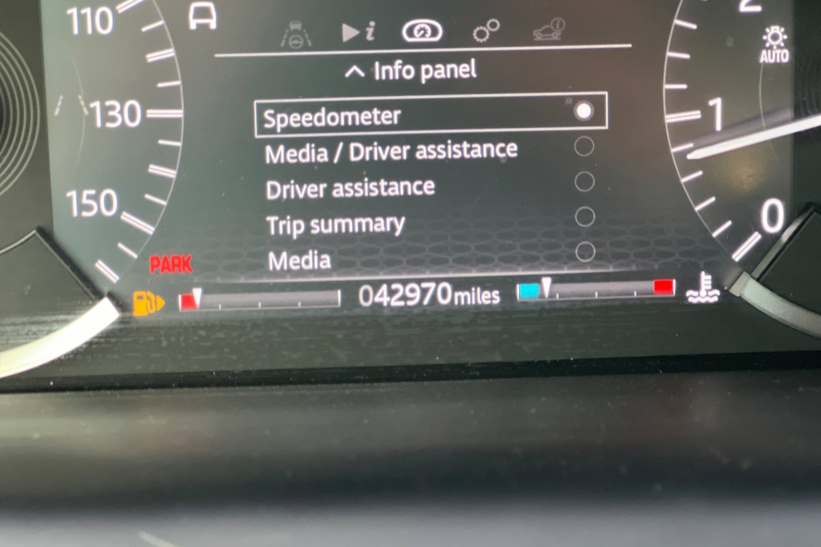 Used 2020 Land Rover Discovery Sport S R-Dynamic image 23