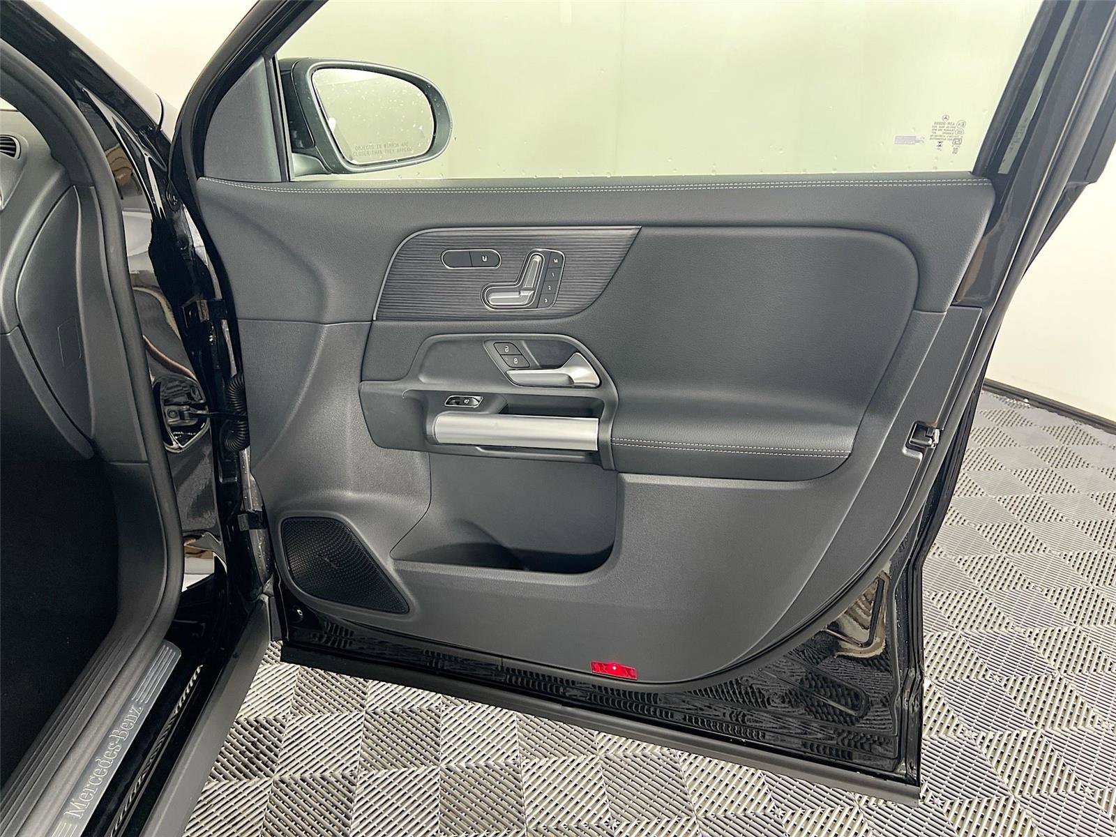 Certified 2026 Mercedes-Benz GLA 250 4MATIC image 27