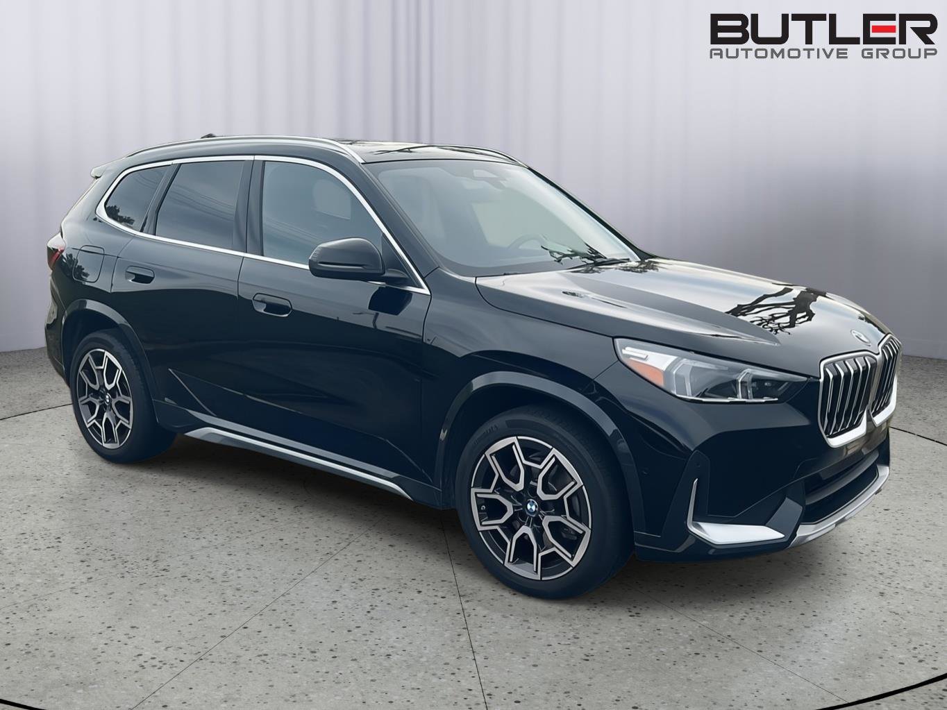 Certified 2025 BMW X1 xDrive28i w/ Convenience Package image 6