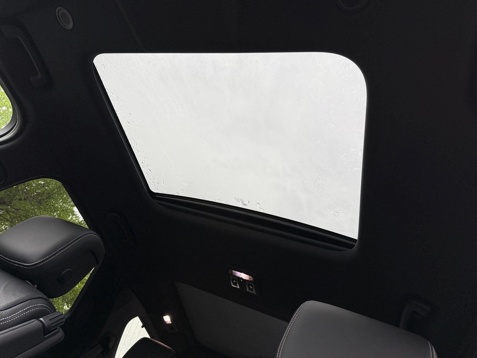 New 2026 Land Rover Discovery S AWD/4WD image 45