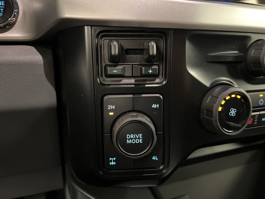 New 2025 Ford F250 XLT w/ Black Appearance Package image 17