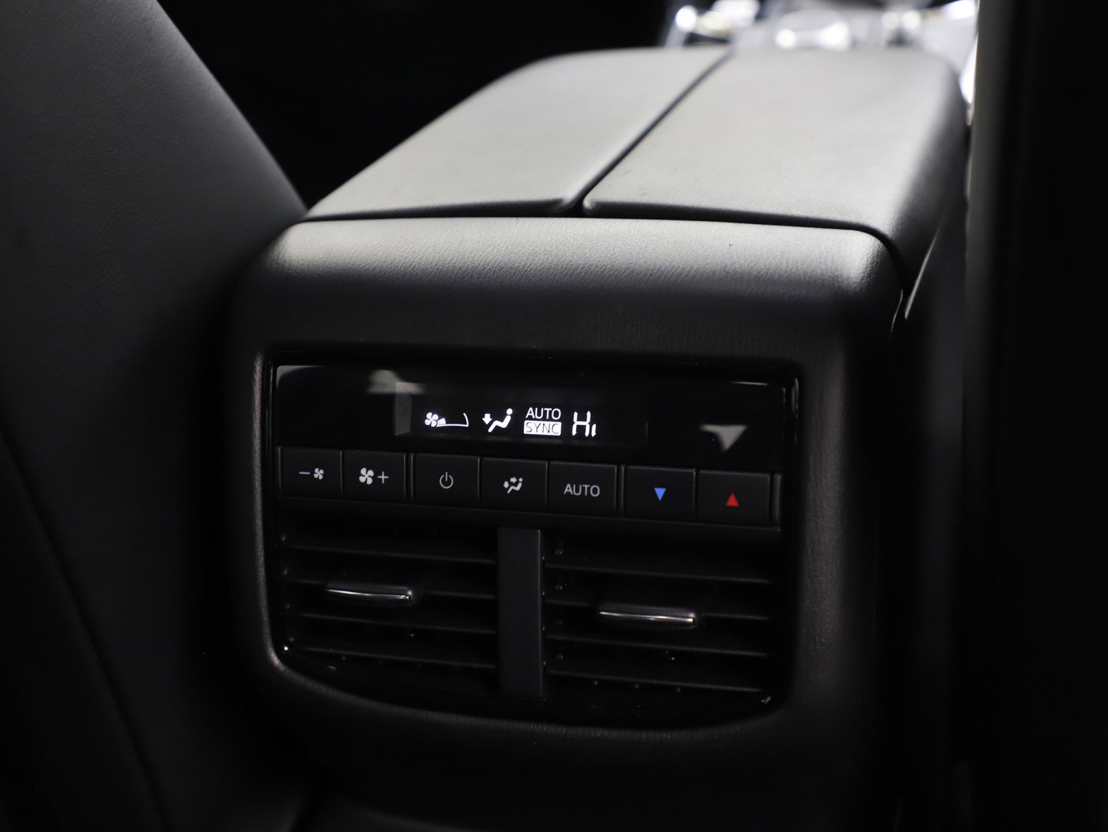 Used 2023 MAZDA CX-9 Touring Plus image 17