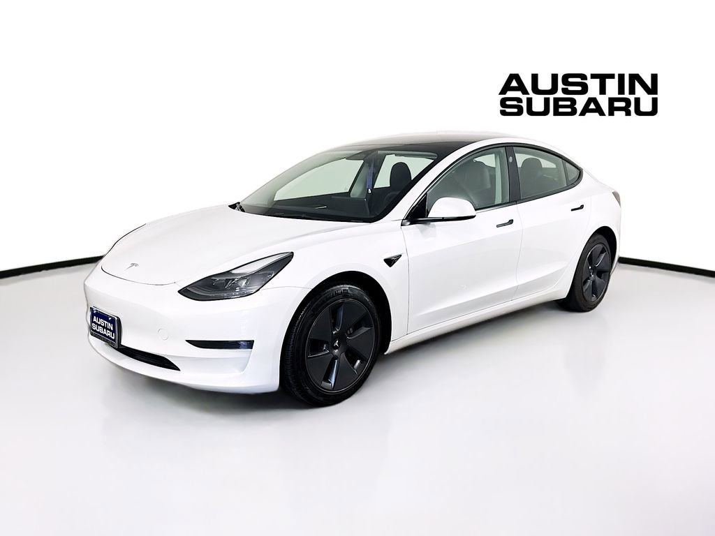 Used 2023 Tesla Model 3 Standard Range RWD image 3
