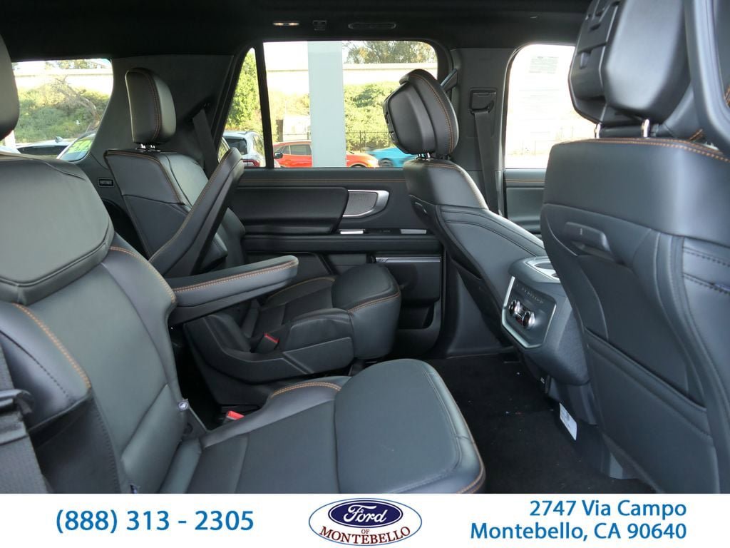 New 2026 Ford Expedition Tremor image 25