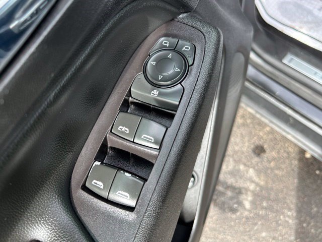 Used 2020 Chevrolet Equinox Premier w/ Premier Redline Edition FWD image 13