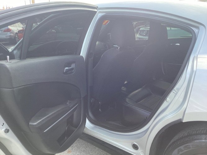 Used 2019 Dodge Charger Police w/ Street Appearance Group image 7