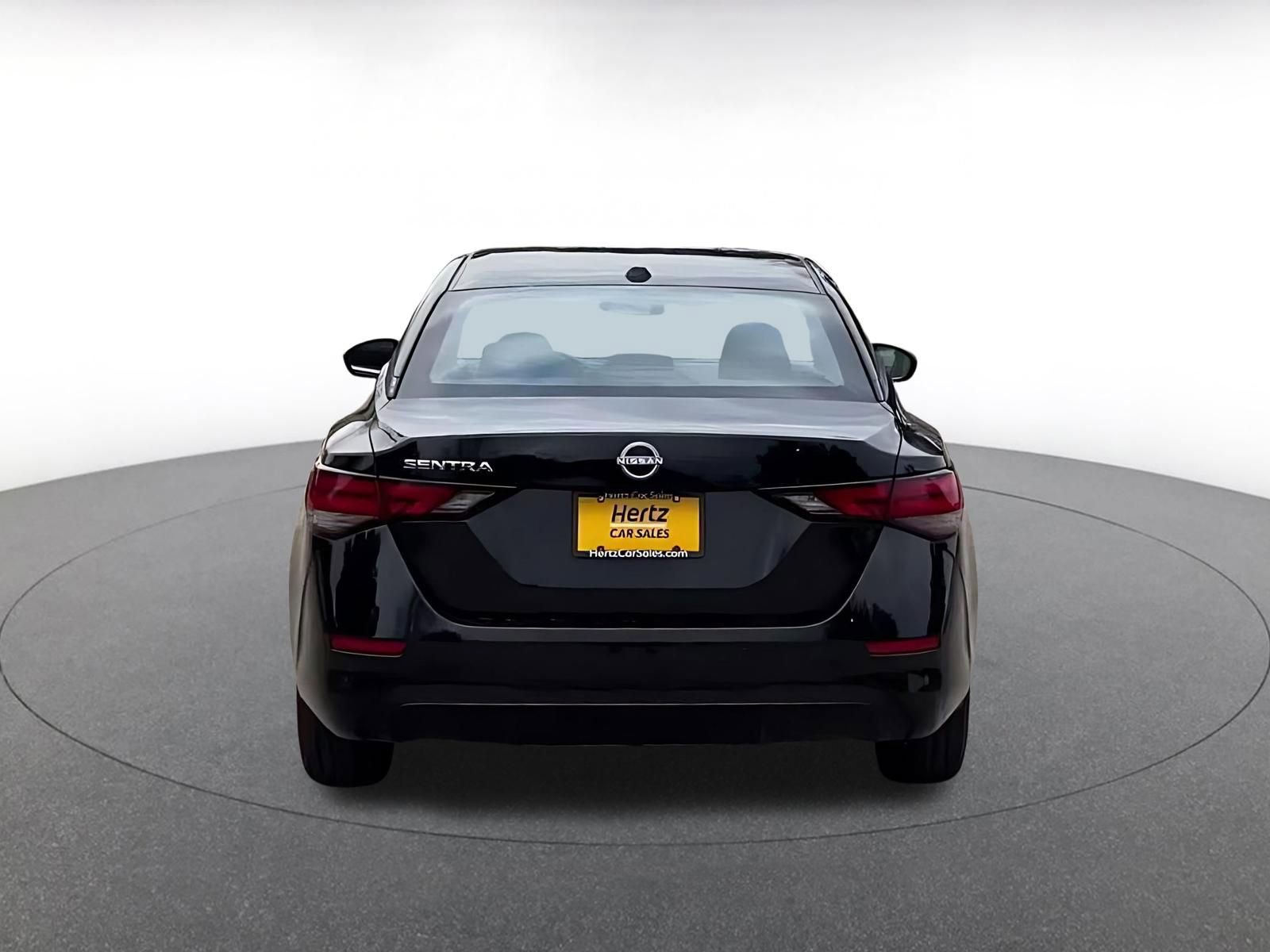 Used 2025 Nissan Sentra SV image 12