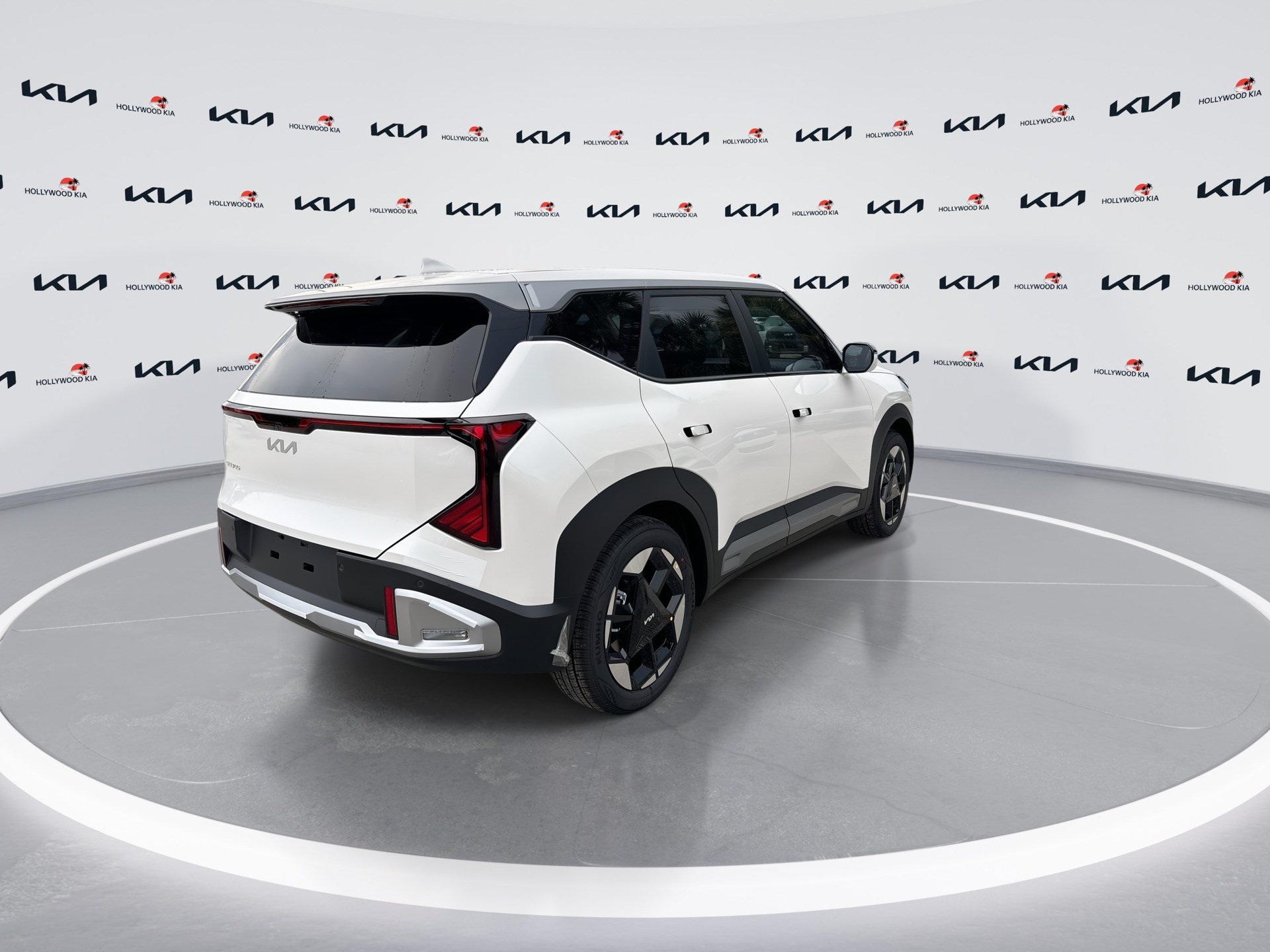New 2027 Kia Seltos S FWD image 8