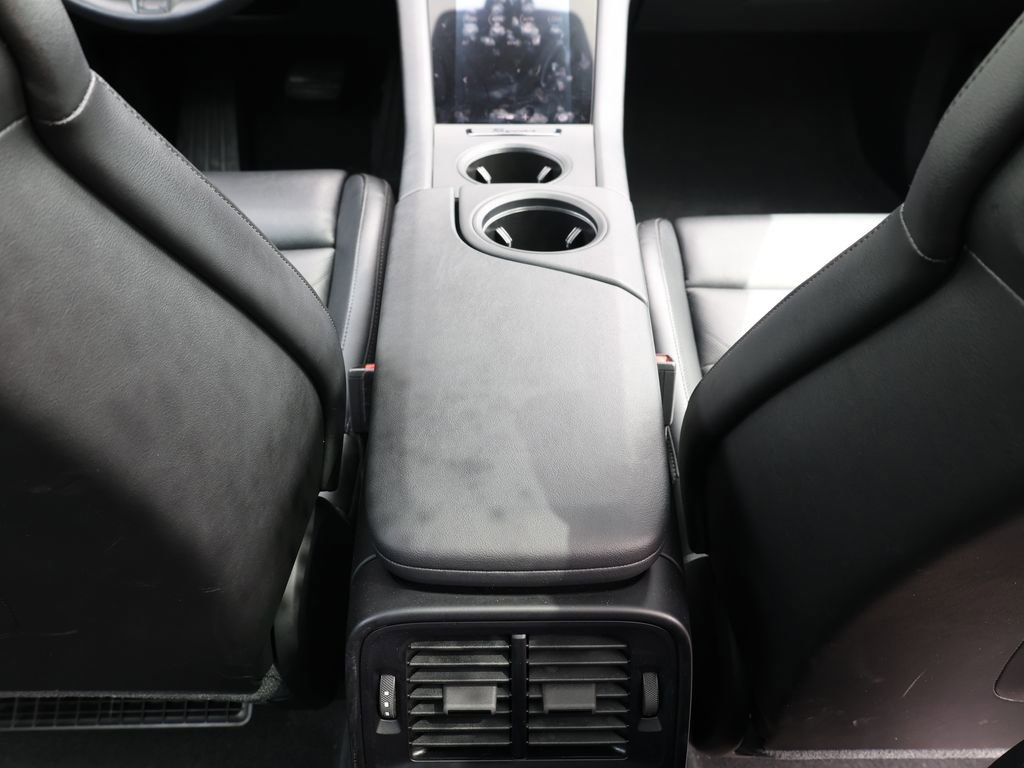 Used 2020 Porsche Taycan 4S w/ Premium Package image 28