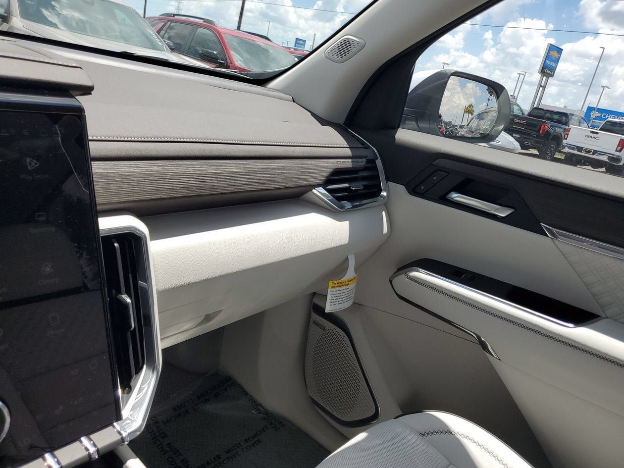New 2026 GMC Acadia Denali w/ Super Cruise Package FWD image 25