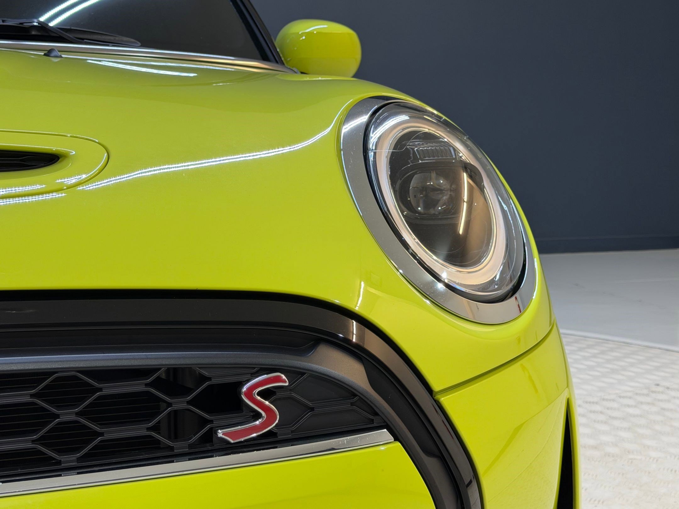 Used 2024 MINI Cooper S w/ Signature Upholstery Package image 21