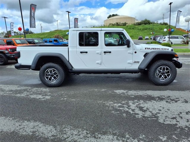 New 2025 Jeep Gladiator Rubicon w/ Convenience Group image 3
