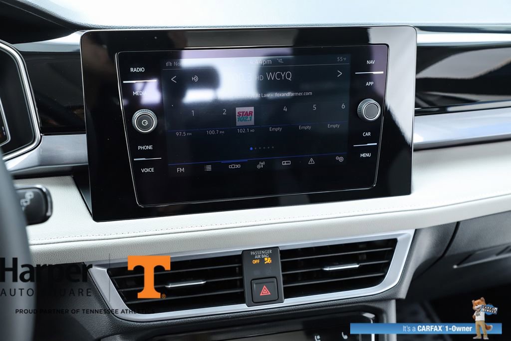 Used 2025 Volkswagen Taos SEL image 63