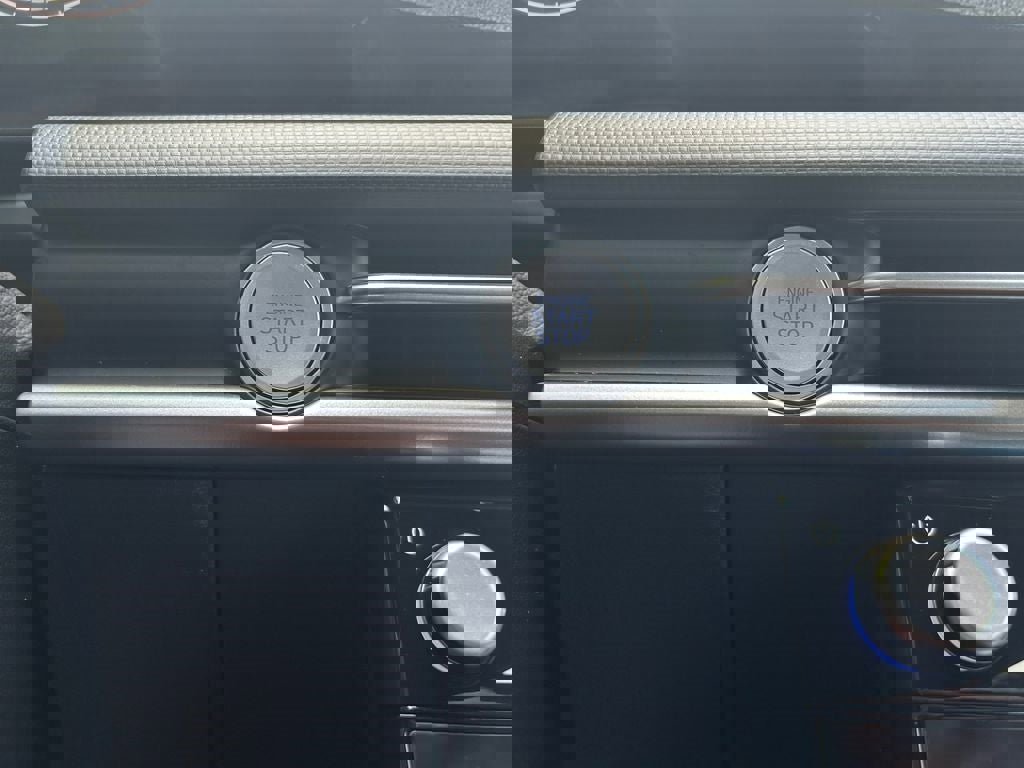 New 2025 Hyundai Santa Cruz SEL image 15