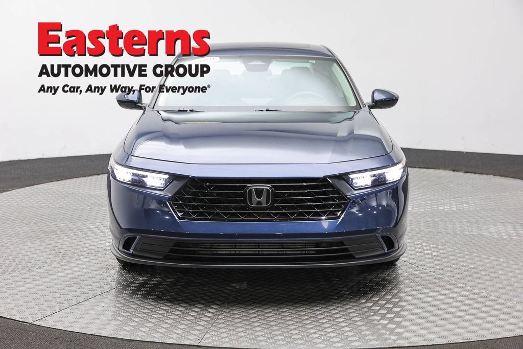 Used 2024 Honda Accord EX image 2