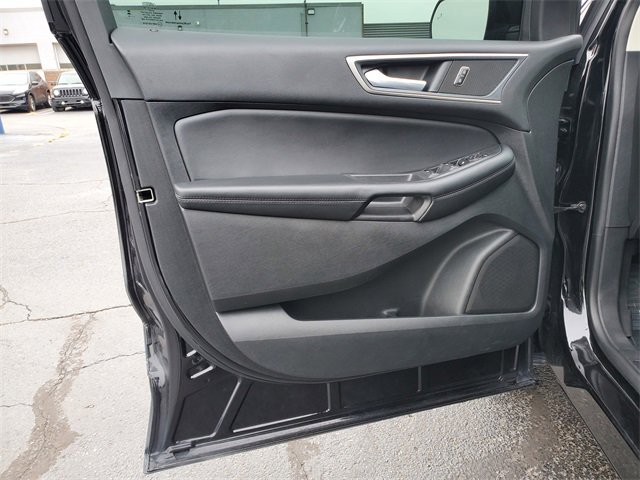 Certified 2024 Ford Edge SEL w/ Convenience Package image 9