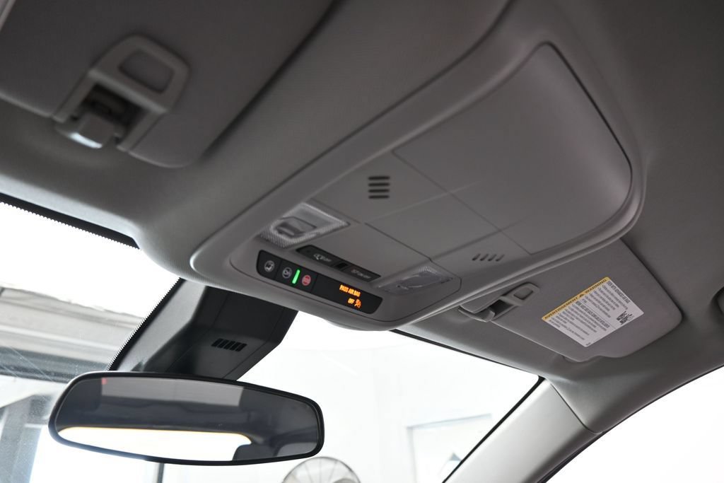 Used 2024 Chevrolet Equinox LS w/ Driver Confidence II Package FWD image 21