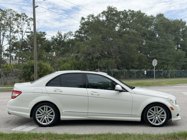 Used 2009 Mercedes-Benz C 300 Sedan image 6