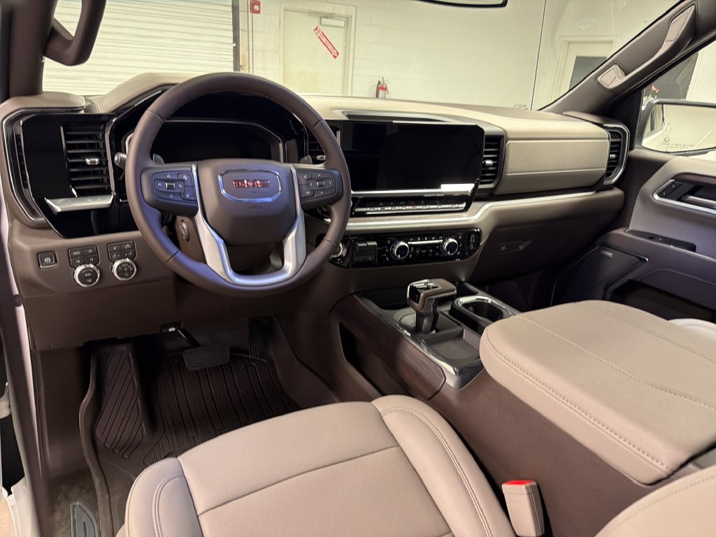 New 2026 GMC Sierra 1500 SLT AWD/4WD image 24