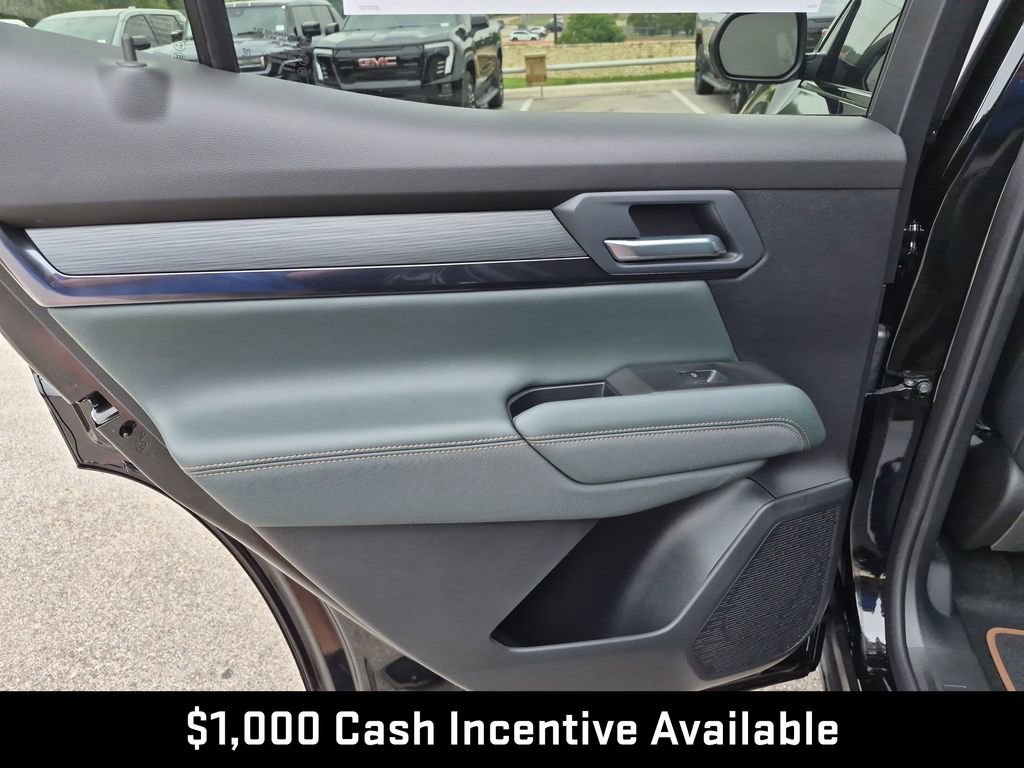 New 2026 GMC Terrain AT4 w/ Convenience Package III AWD/4WD image 31