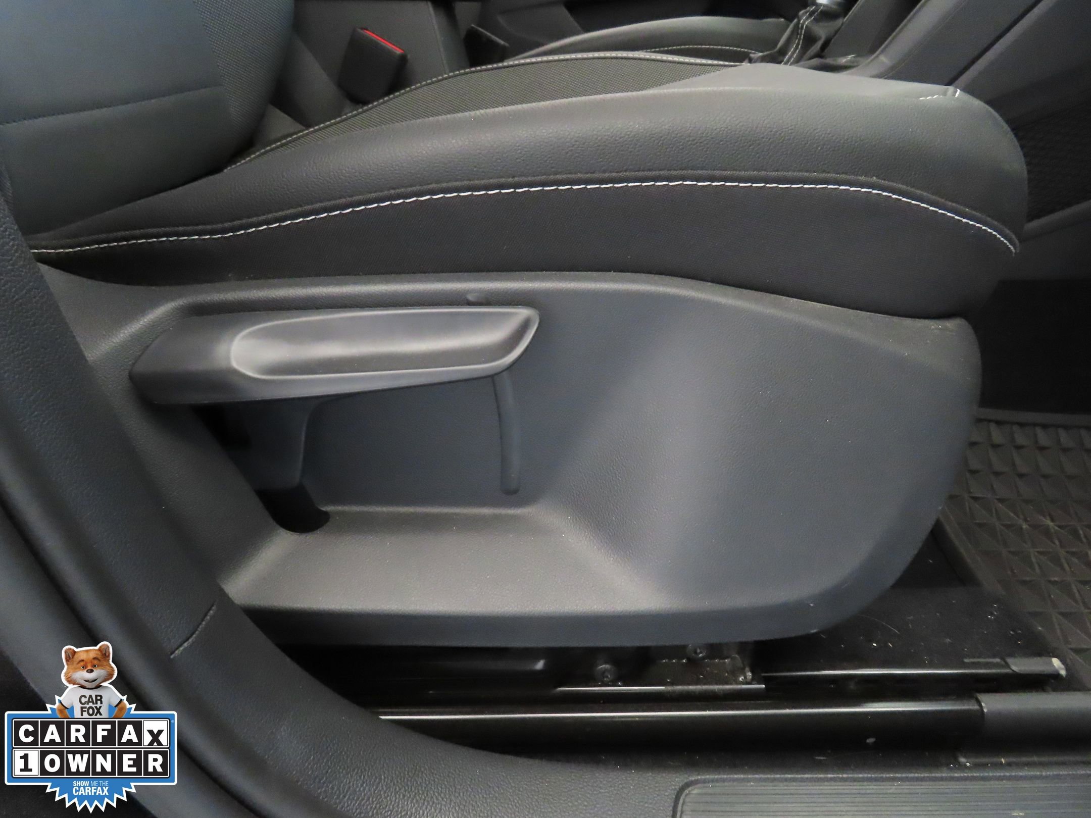 Certified 2022 Volkswagen Taos SE FWD image 28