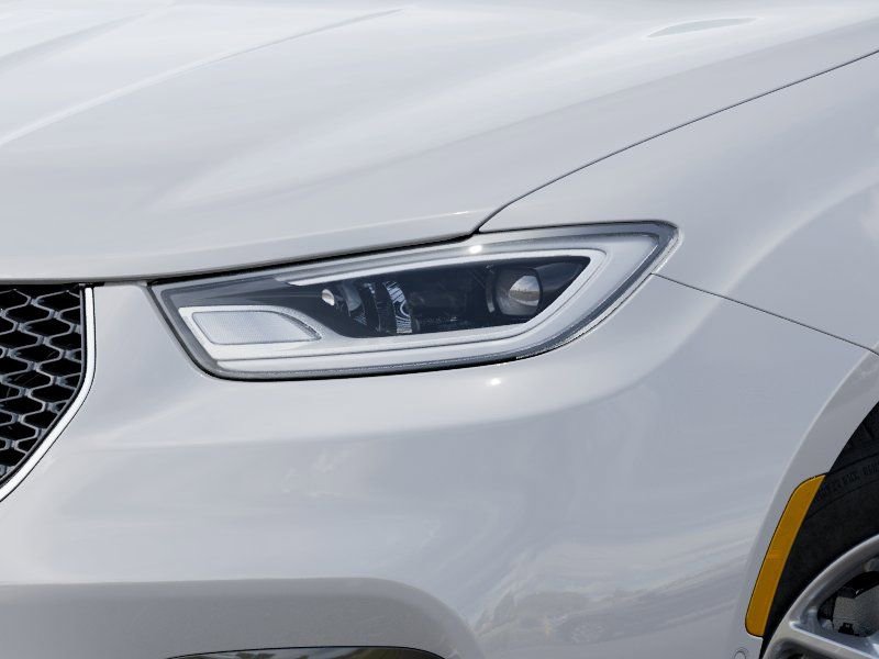New 2026 Chrysler Pacifica Select image 11