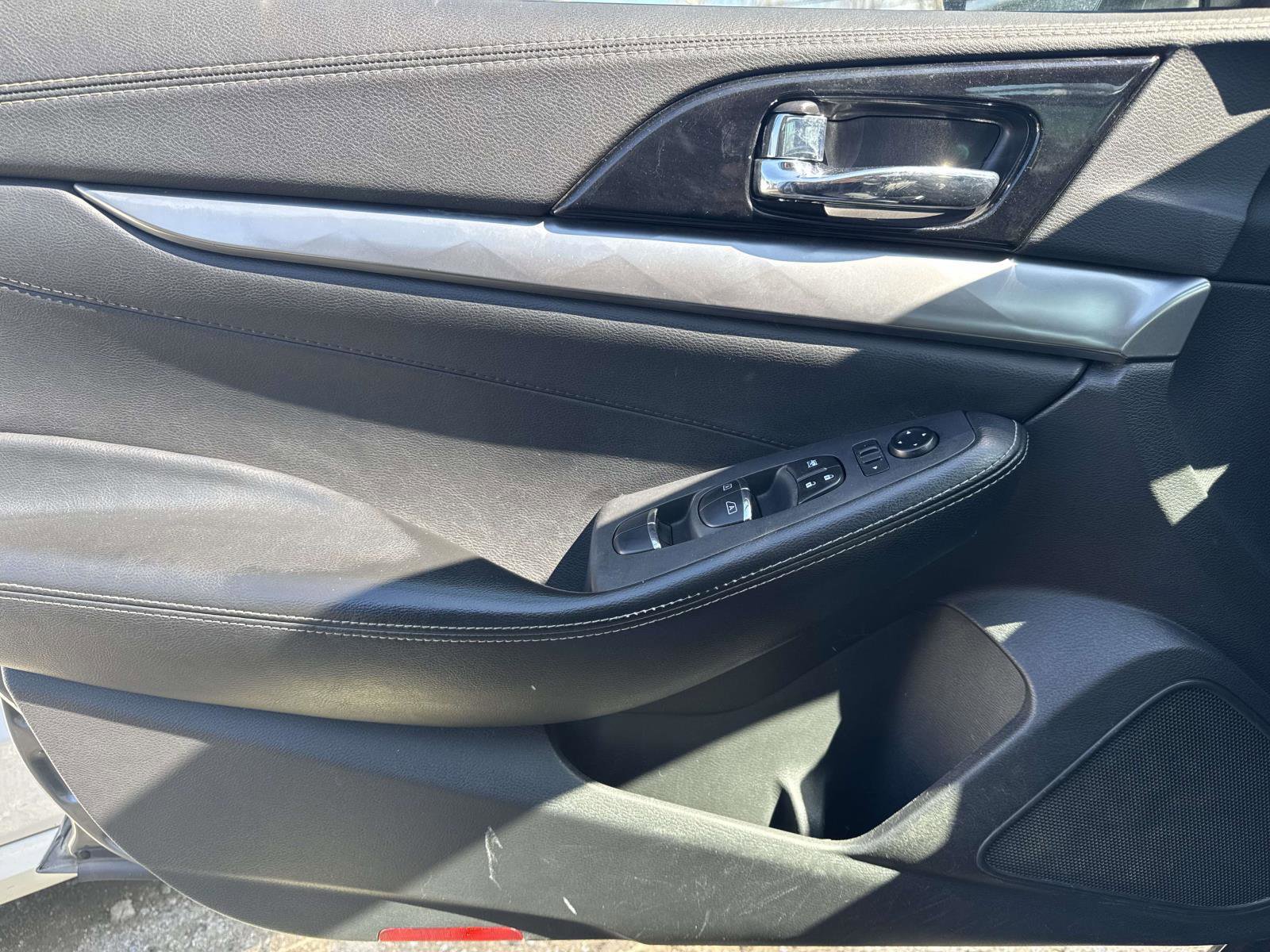 Used 2020 Nissan Maxima 3.5 SV w/ Floor Mat Group FWD image 13