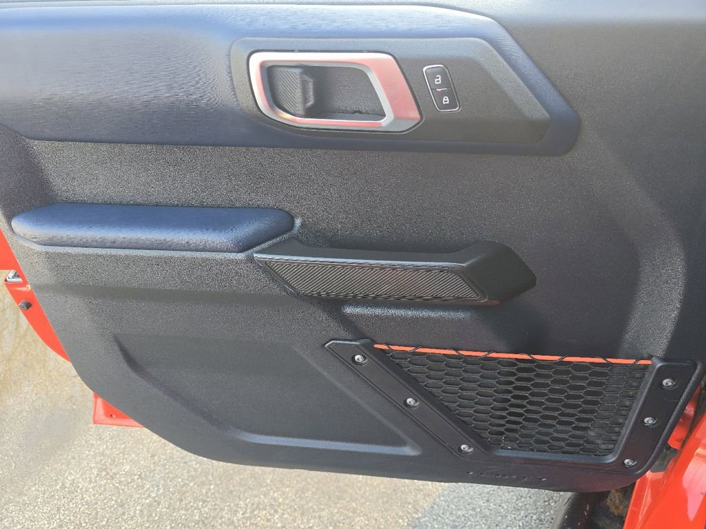 Used 2022 Ford Bronco Raptor image 25