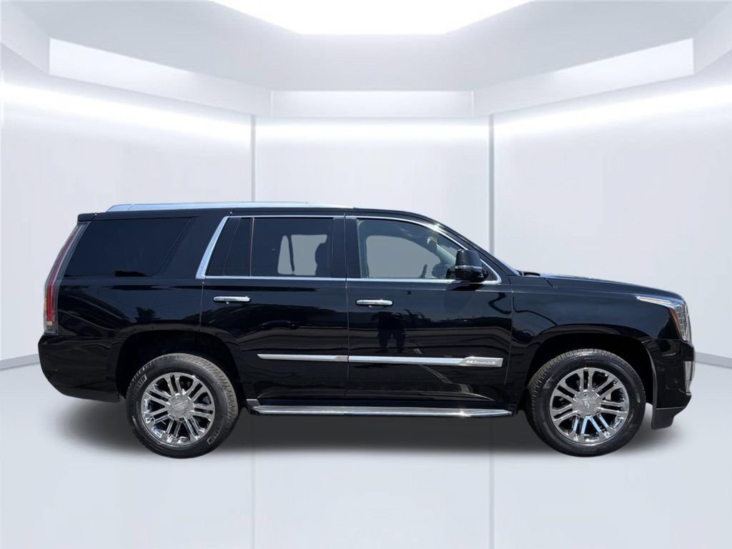 Used 2020 Cadillac Escalade 2WD image 7