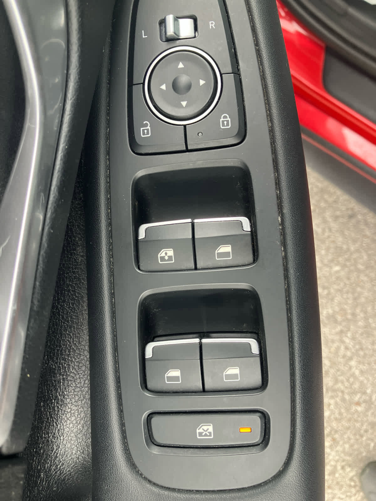 Used 2022 Hyundai Sonata SE FWD image 12