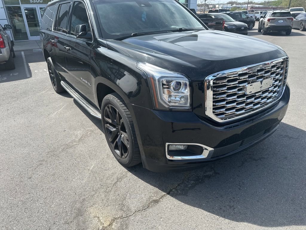 Used 2016 GMC Yukon XL SLT w/ Open Road Package image 3
